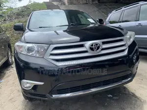 Toyota Highlander Limited 3.5l 4WD 2013 Black