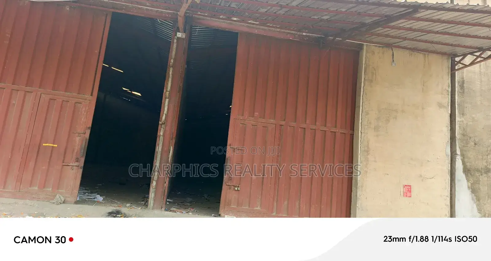 441sqm Warehouse Off Eric Moore Road .