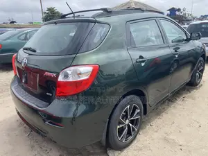 Toyota Matrix 2011 Green