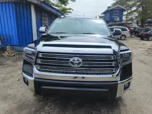 Toyota Sequoia 2017 Black