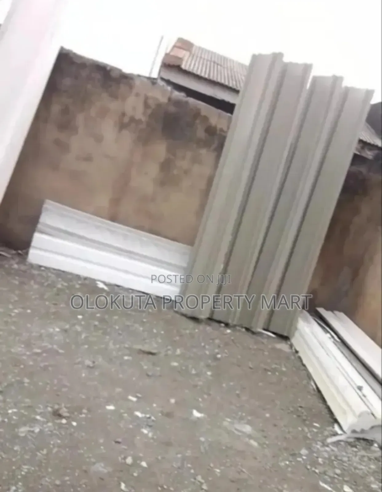 Polystyrene Board and Parapet