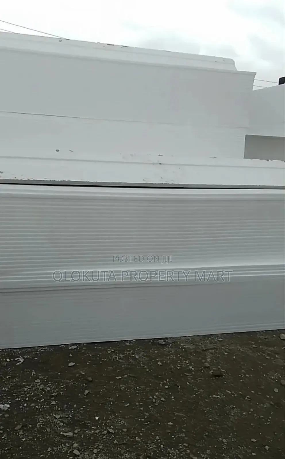 Polystyrene Board and Parapet