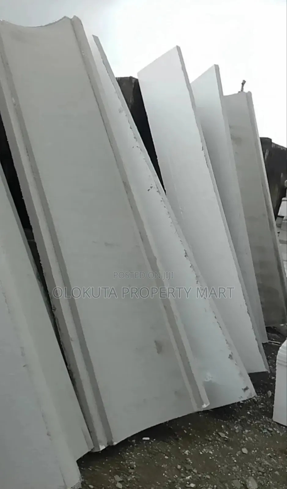 Polystyrene Board and Parapet