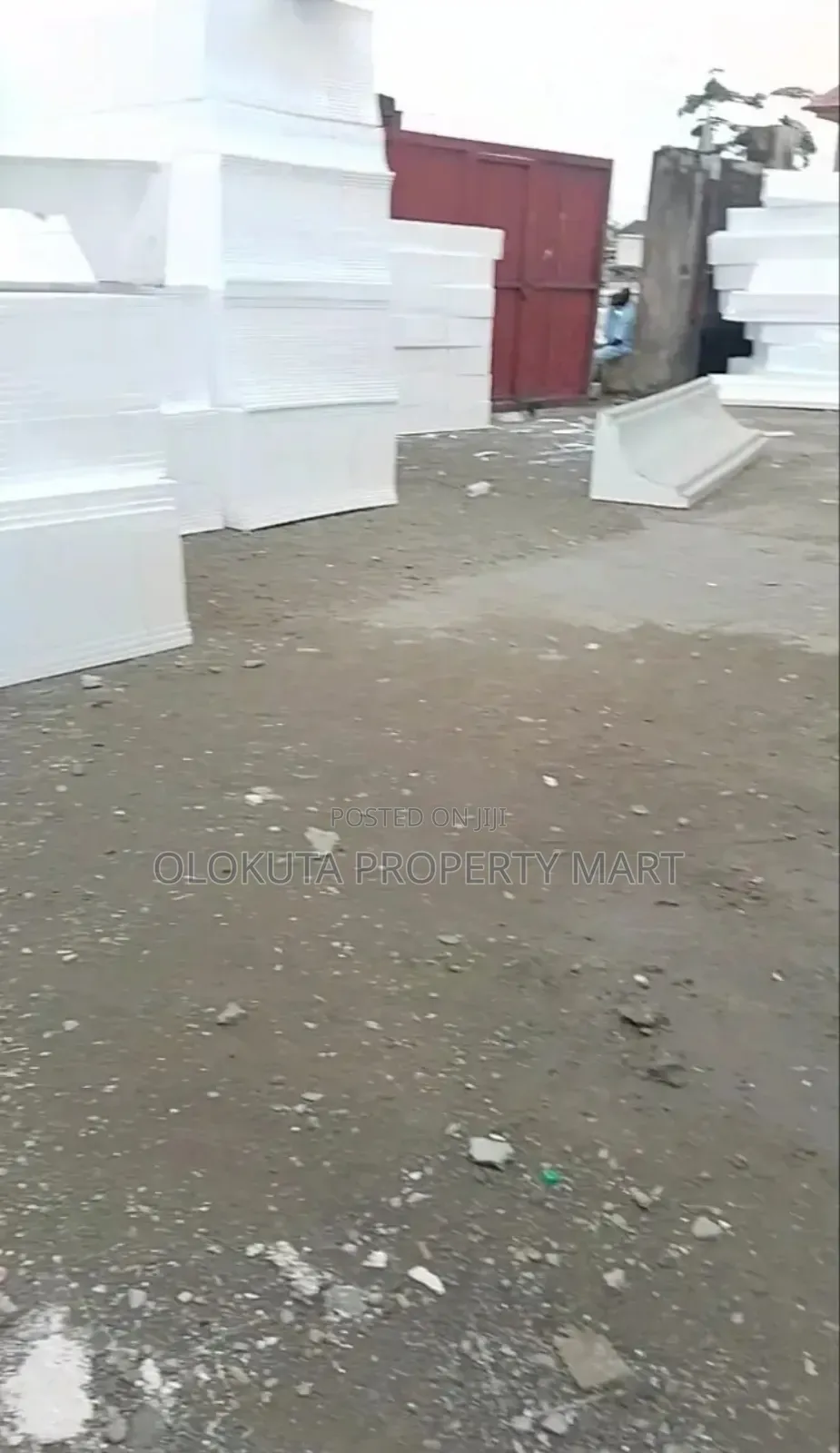 Polystyrene Board and Parapet