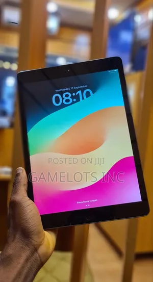 Apple iPad 10.2 (2020) 128 GB Gray