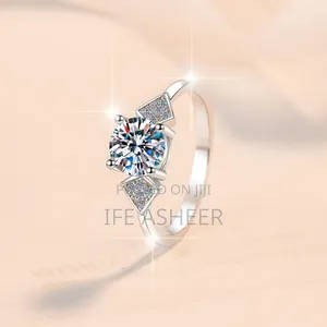 Mossanite Diamond Stone Sterling Silver Proposal Ring 0017