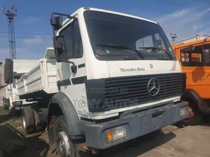1722 Mercedez Benz Dump Truck Tokunbo