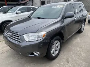 Toyota Highlander 2010 Gray