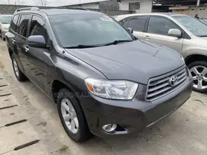Toyota Highlander 2010 Gray