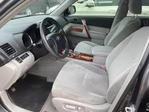 Toyota Highlander 2010 Gray
