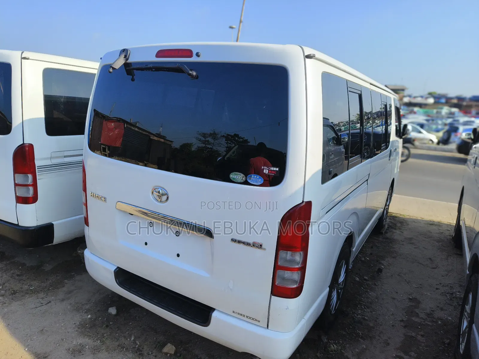 Toyota HiAce 2013 White
