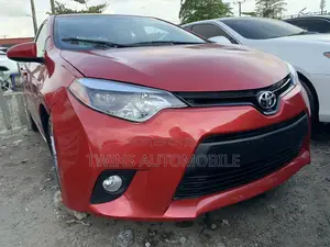 Toyota Corolla 2014 Red