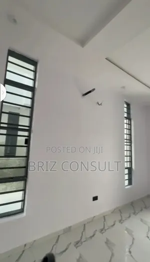 5 Bedroom Fully Detached Duplex