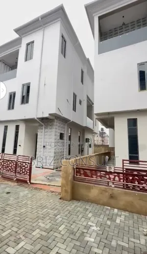 5 Bedroom Fully Detached Duplex