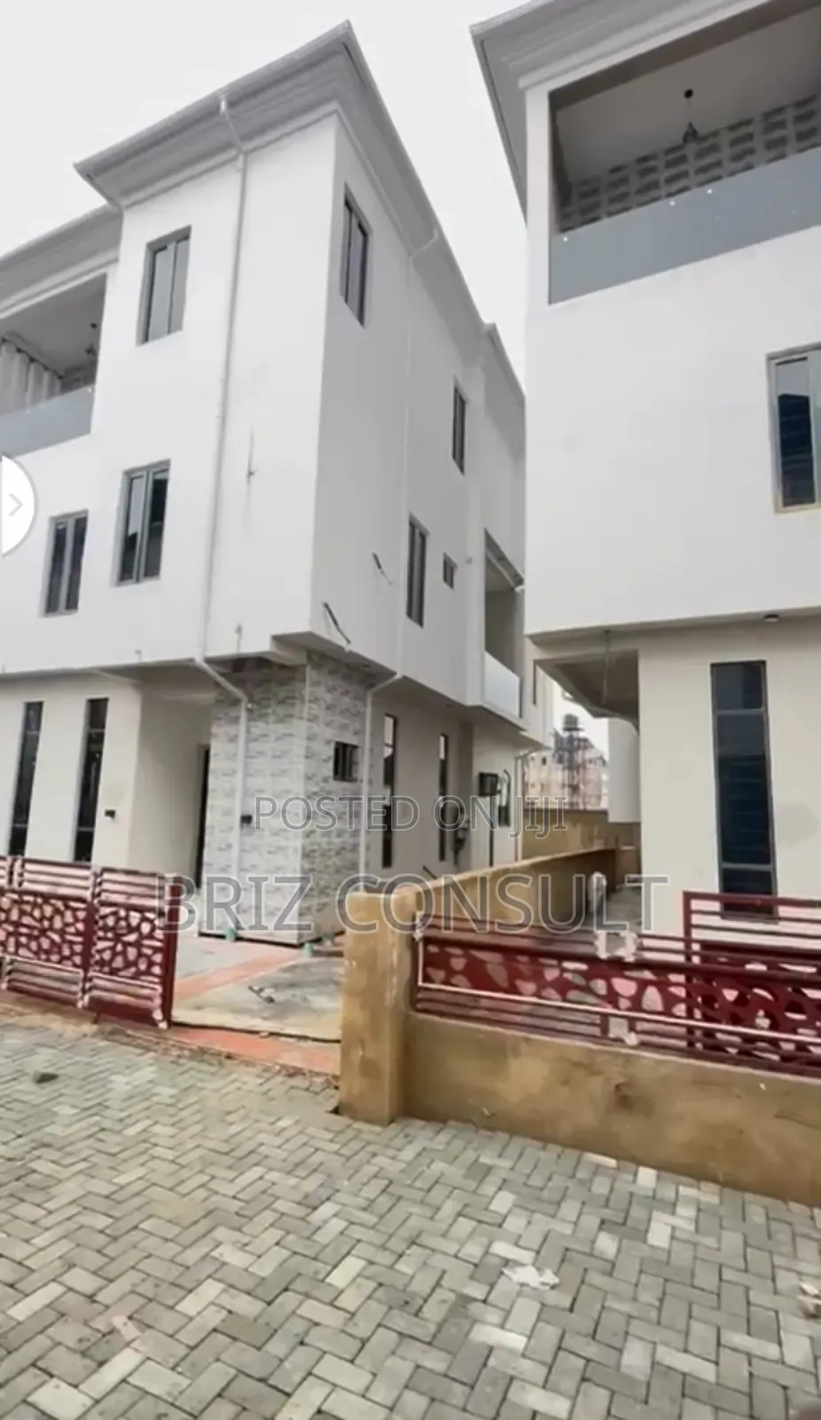 5 Bedroom Fully Detached Duplex