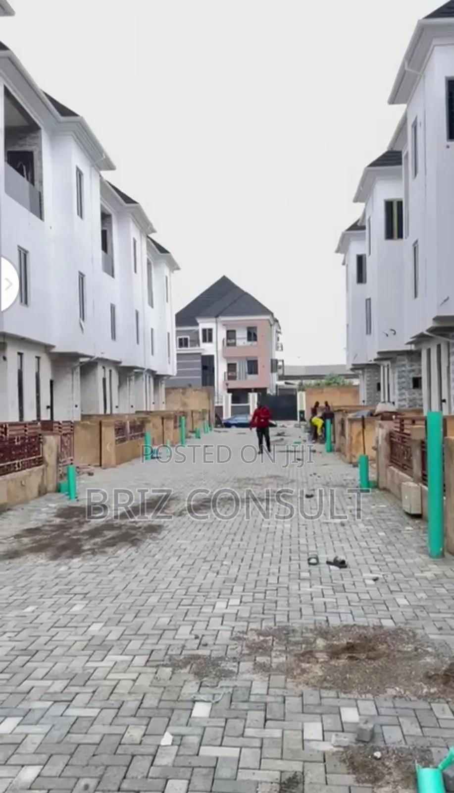 5 Bedroom Fully Detached Duplex