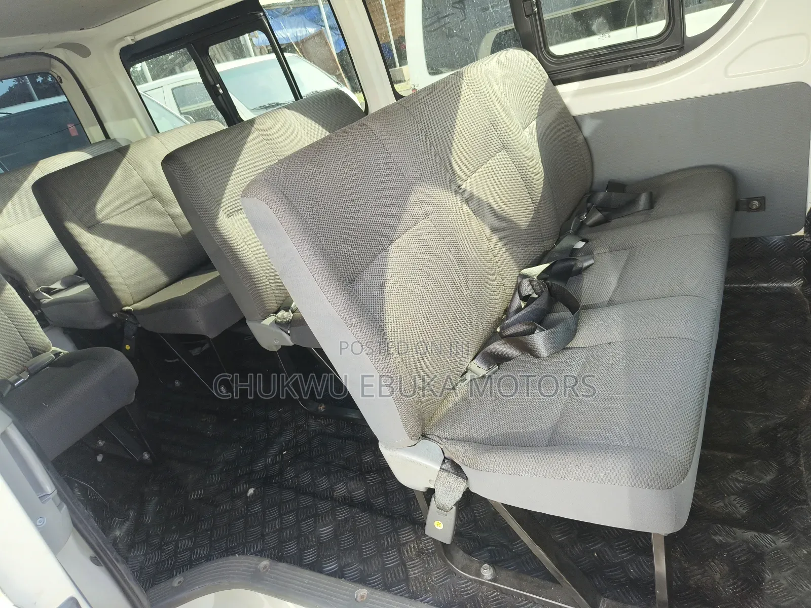Toyota HiAce 2014 White