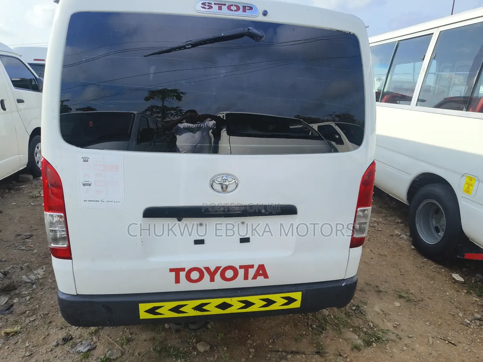 Toyota HiAce 2014 White