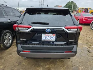 Toyota RAV4 2022 Black
