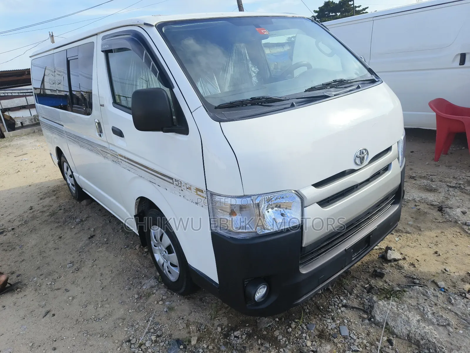 Toyota HiAce 2014 White