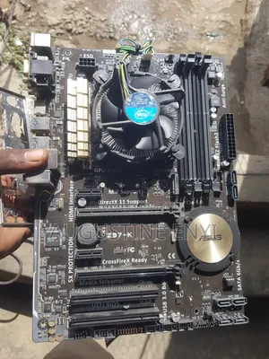 Photo - Asus Motherboard