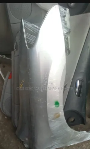 Lexus RX330 Fender Right Side 07