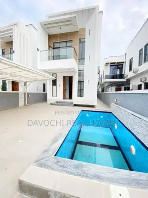 5bdrm Duplex in Lekki Phase 2 for sale