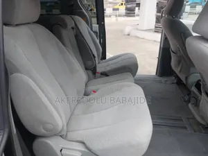 Toyota Sienna LE 7 Passenger Mobility 2012 Green