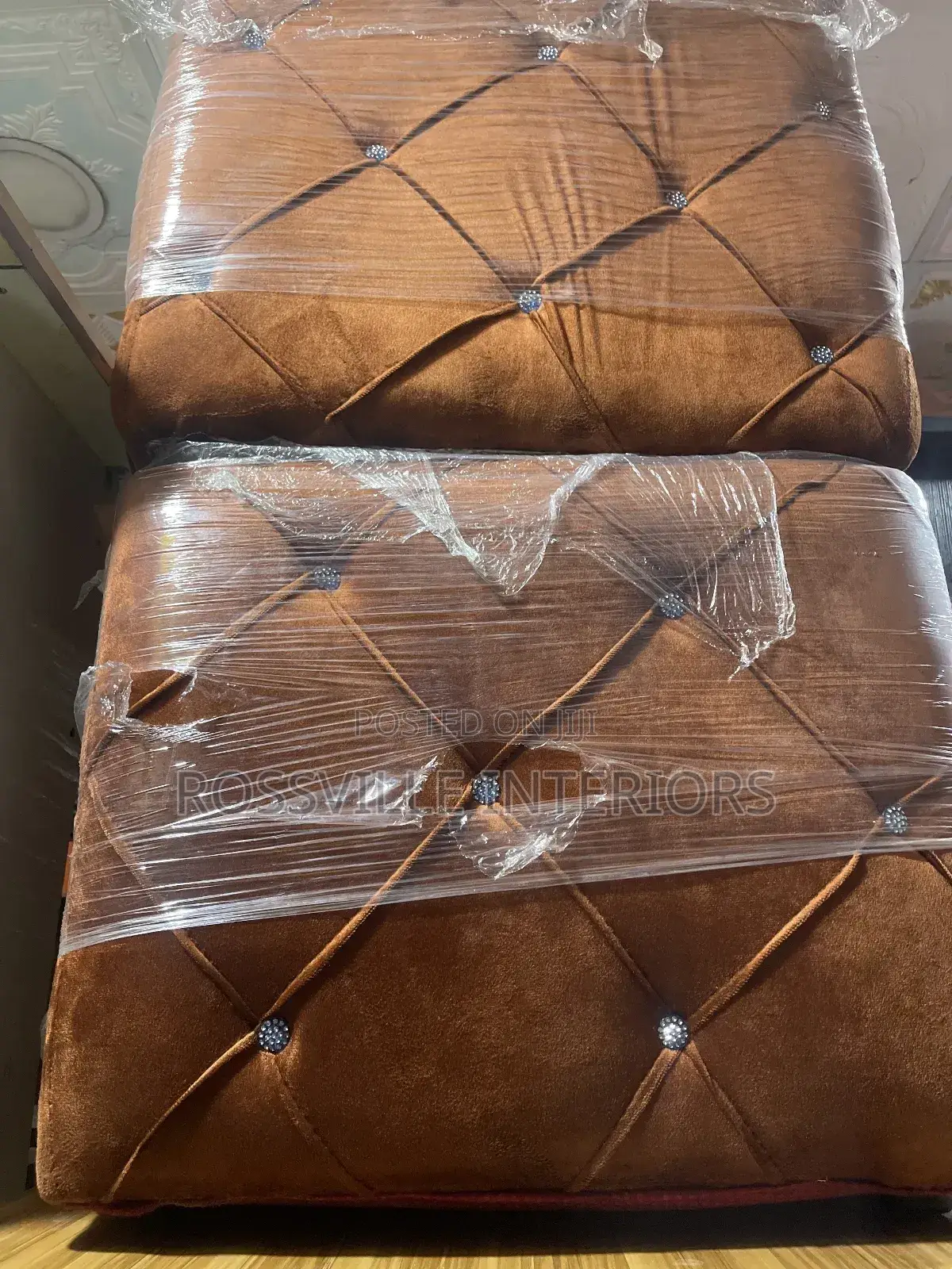Highquality Ottomans / Poufs /