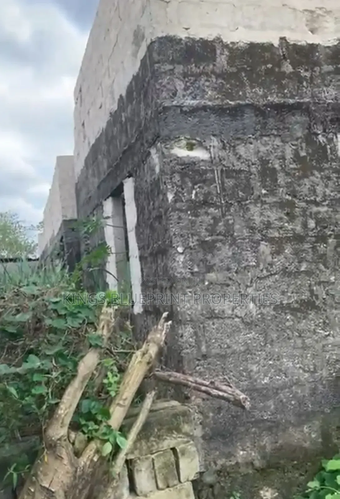 2bdrm Bungalow in Otokutu, Warri for sale