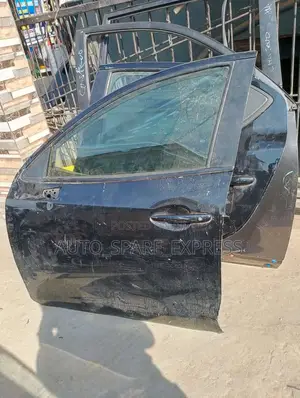 Yaris Ia Front Door