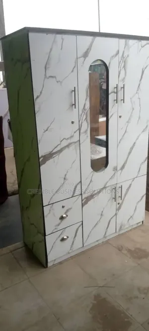 Wardrobe 4x6ft for Home Use