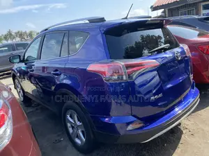 Toyota RAV4 2015 Blue