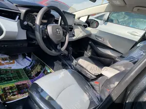 Toyota Corolla LE 2020 Matt Black