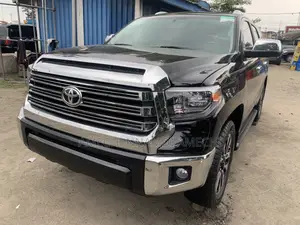 Toyota Sequoia Platinum 4x4 2018 Black