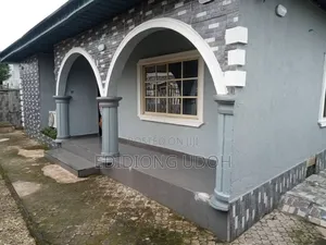 4bdrm Bungalow in New Stadium Road, for sale