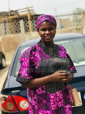 Photo - Female Sale Representative