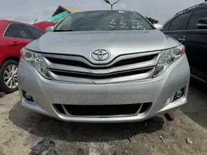 Toyota Venza V6 AWD 2010 Silver
