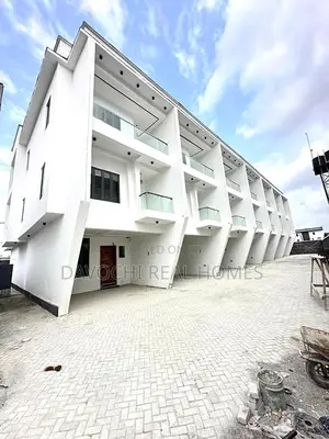 5bdrm Duplex in Ikate for rent