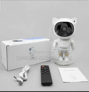 Astronaut Star Projector Night Light With Remote Control 360