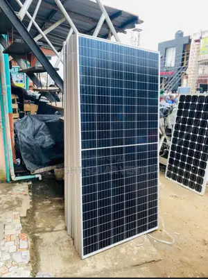 450watt Halfcut Canadian Panel