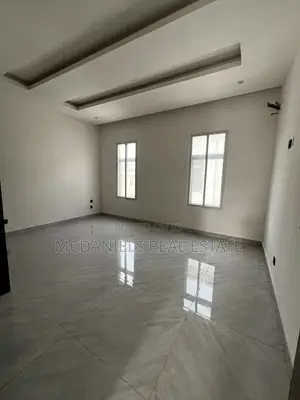 4bdrm Duplex in Lekki Phase 1 for rent