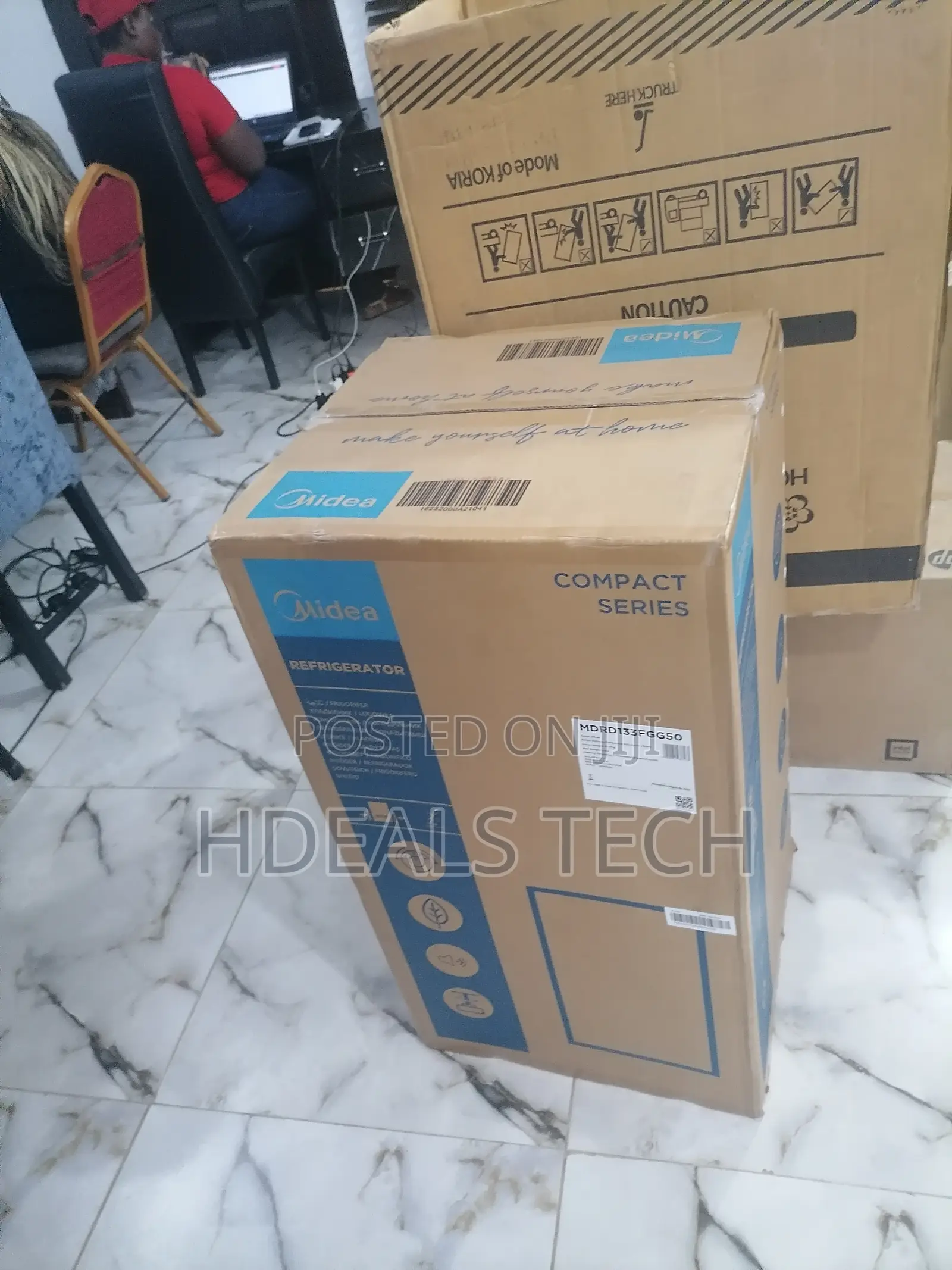 Brand New 90L Midea Refrigerator - MDRD133FGG50 