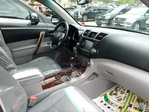 Toyota Highlander 2012 Gray