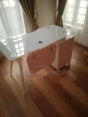 Top Quality Imported Office Glass Table