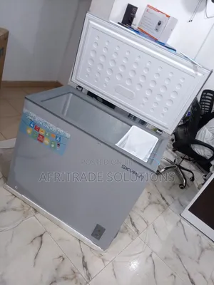 Skyrun Large Freezer 200 Liters- Energy-Saving