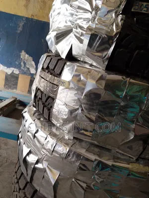 305x70x16lt Toyo Tire