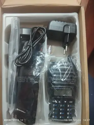 Motorola GP--399 Transceiver Walkie Talkie Two Way Radio