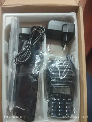 Motorola GP--399 Transceiver Walkie Talkie Two Way Radio