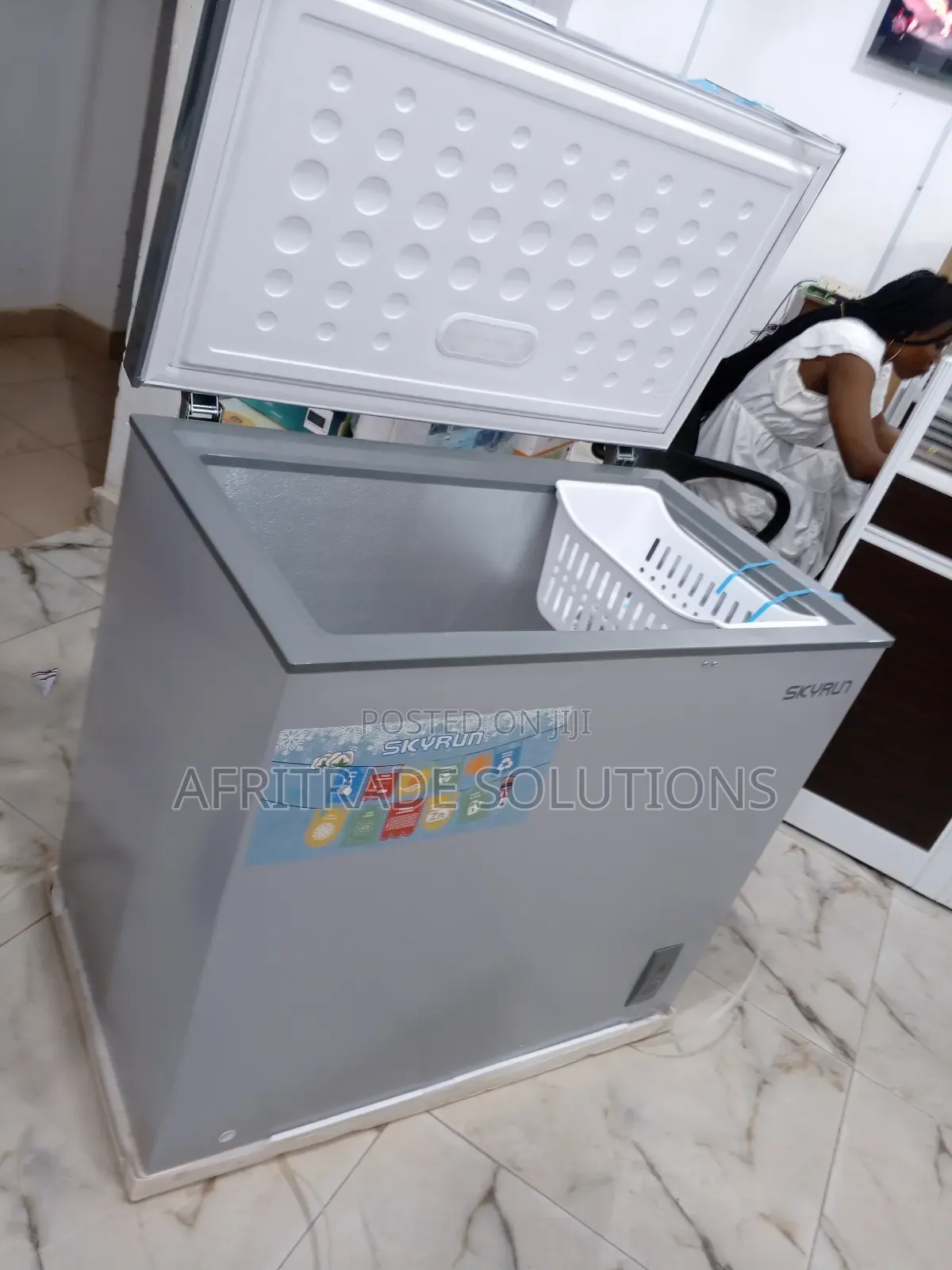200liter Deep Freezer Skyrun